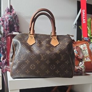 Louis Vuitton Speedy 25 Brown Satchel Monogram Bag